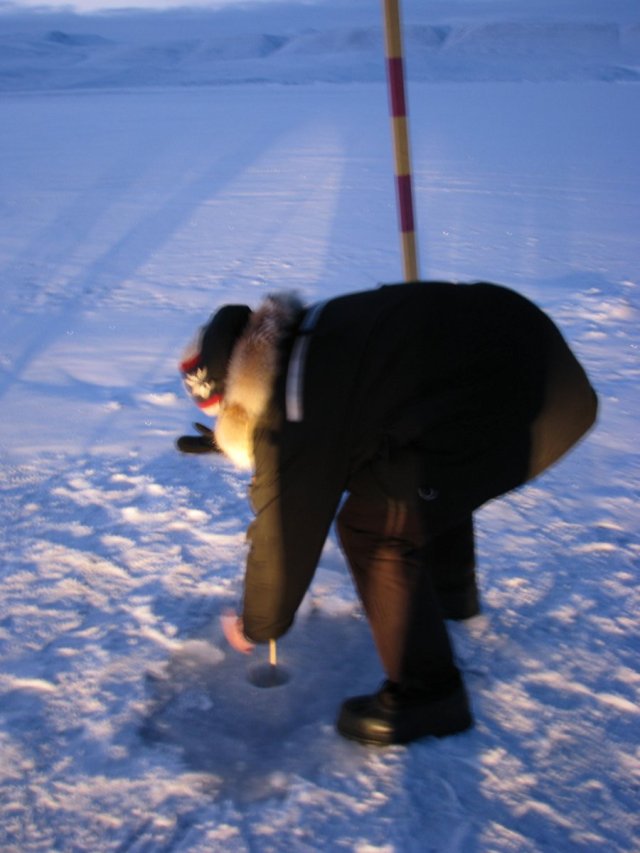 measuring the ice thickness